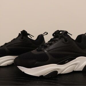 Dior B22 Men’s Black & White Chunky Sneakers